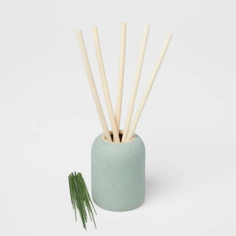 Flameless ceramic reed diffuser, no batteries needed
