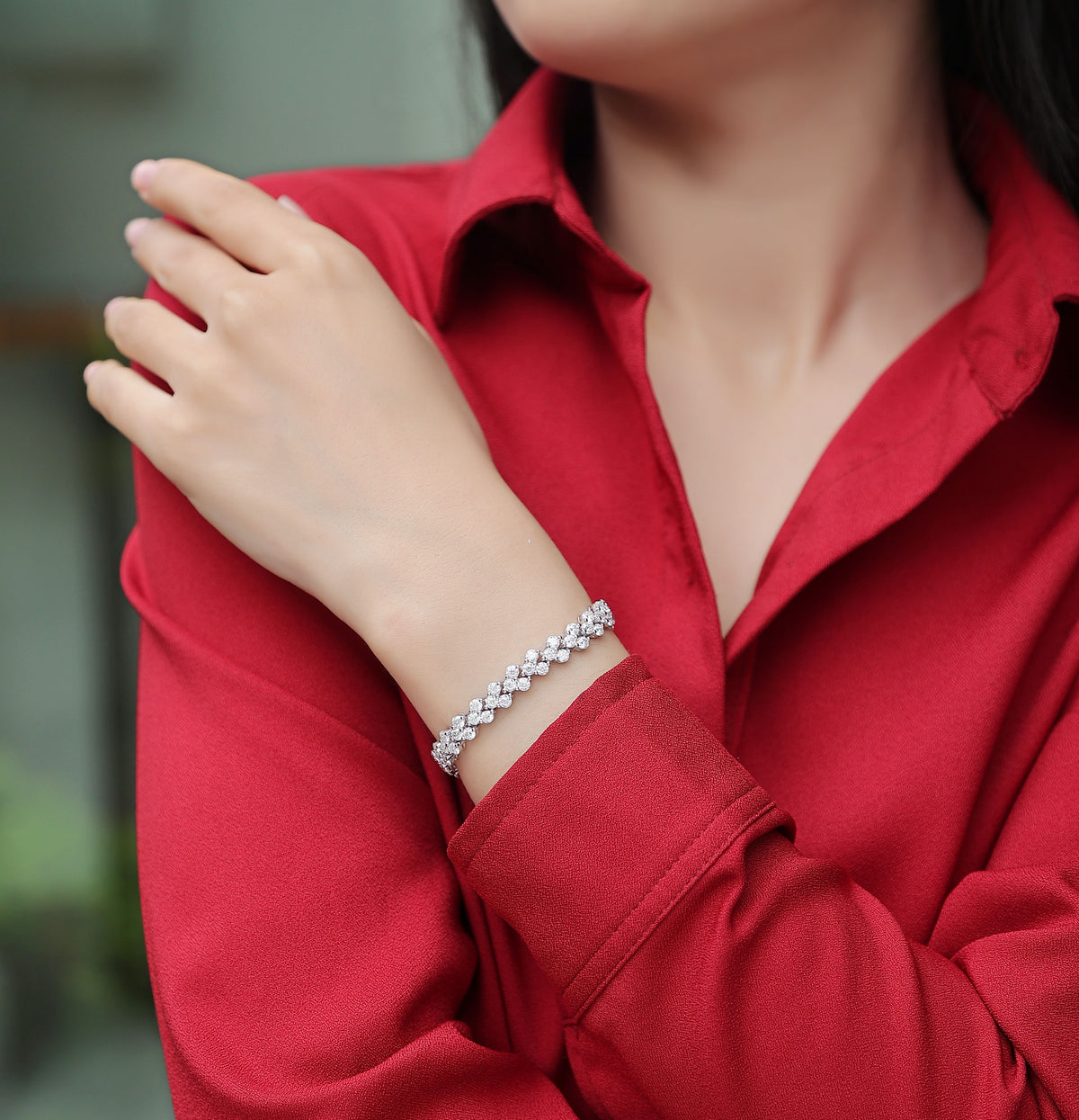 Moissanite cluster bracelet clasp detail, 925 silver