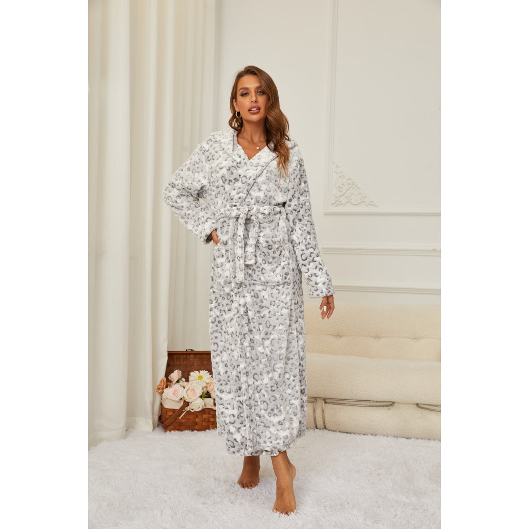 Warm fleece bathrobe for women, alternate view