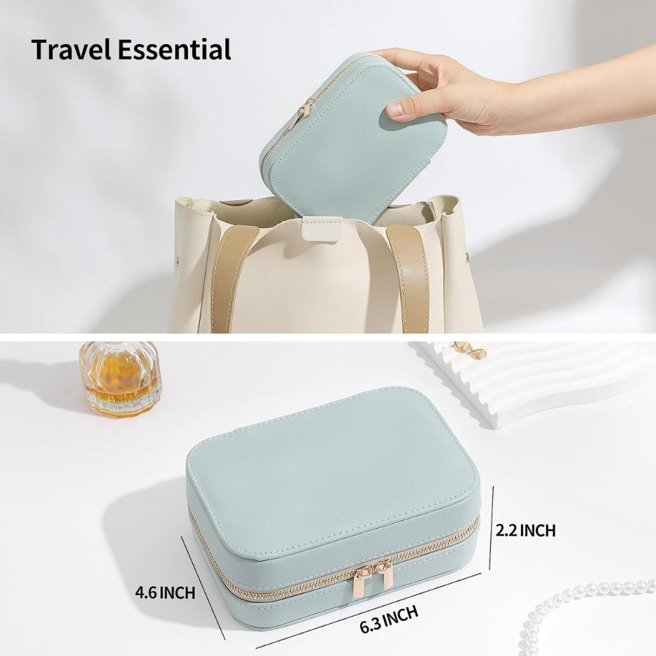 Closed mint travel jewelry case with its dimensions