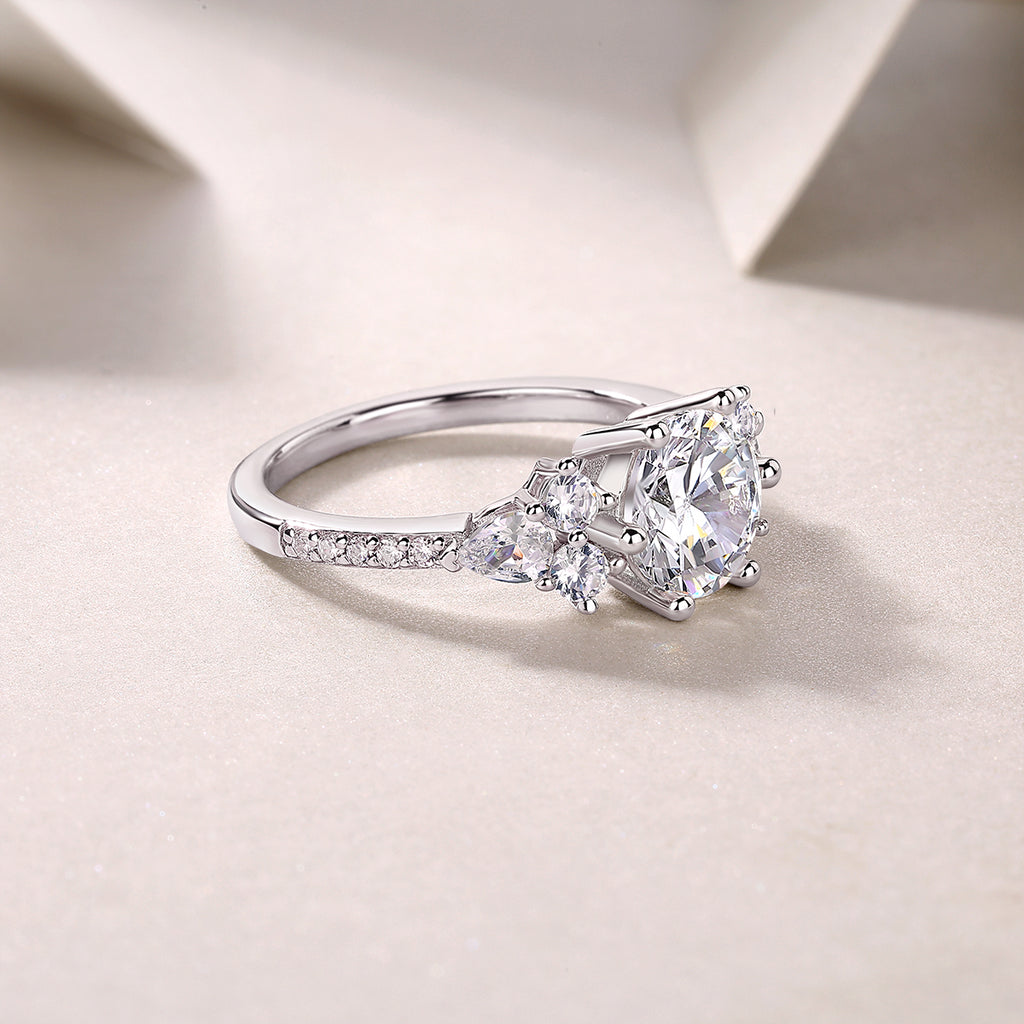 Moissanite ring with side stones, 925 silver